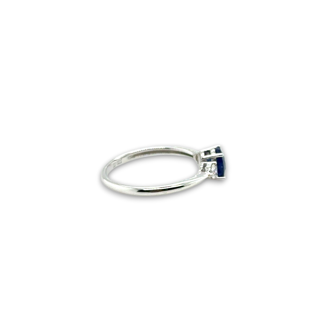 18ct White Gold Ceylon Sapphire &amp; Diamond Ring