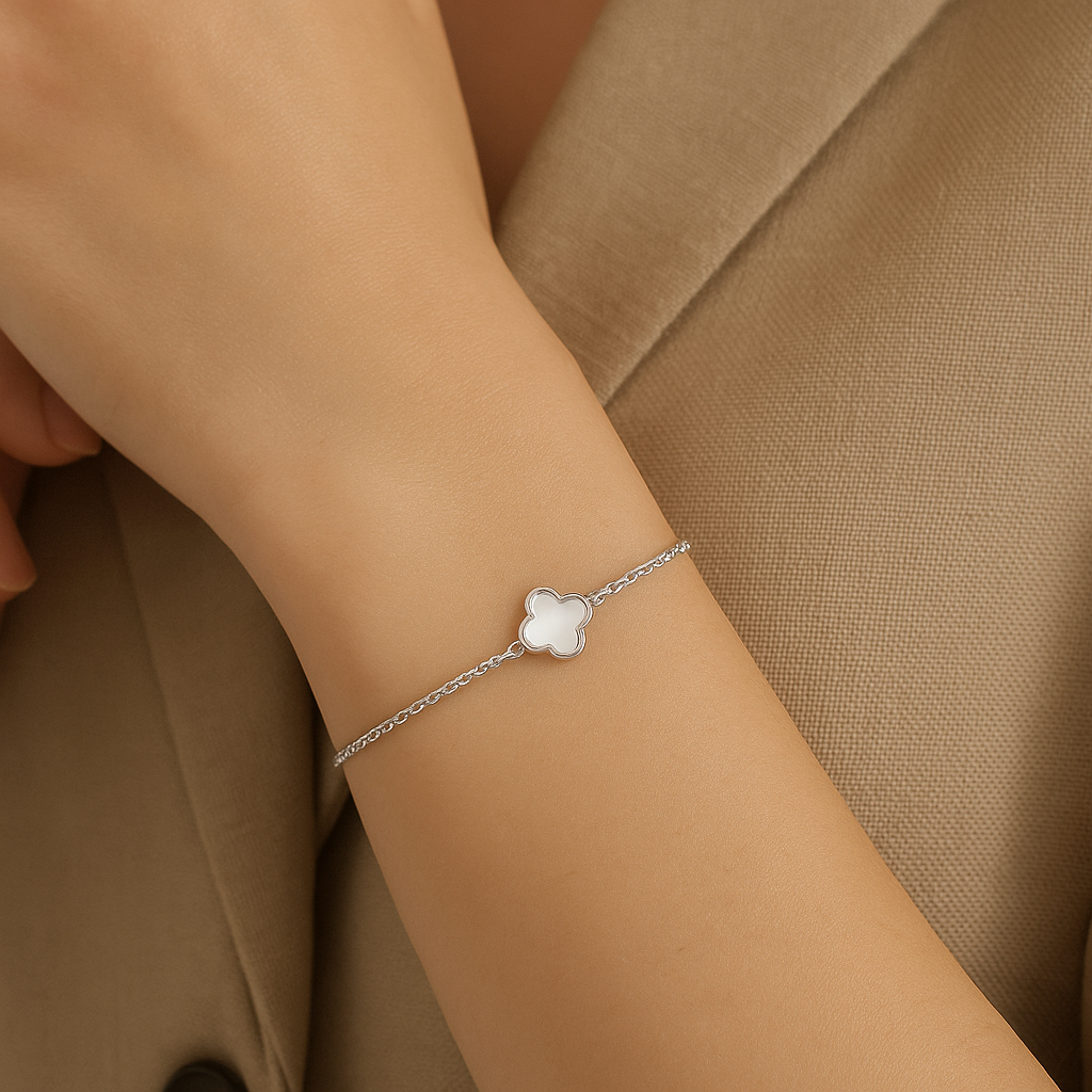 9k White Gold Mother Of Pearl Flower Bracelet