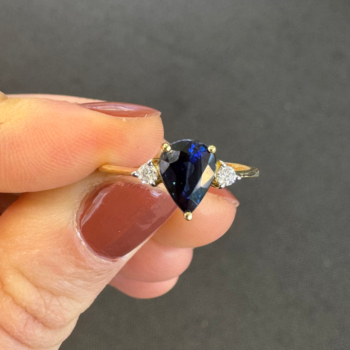 9ct Yellow Gold Sapphire & Diamond Ring