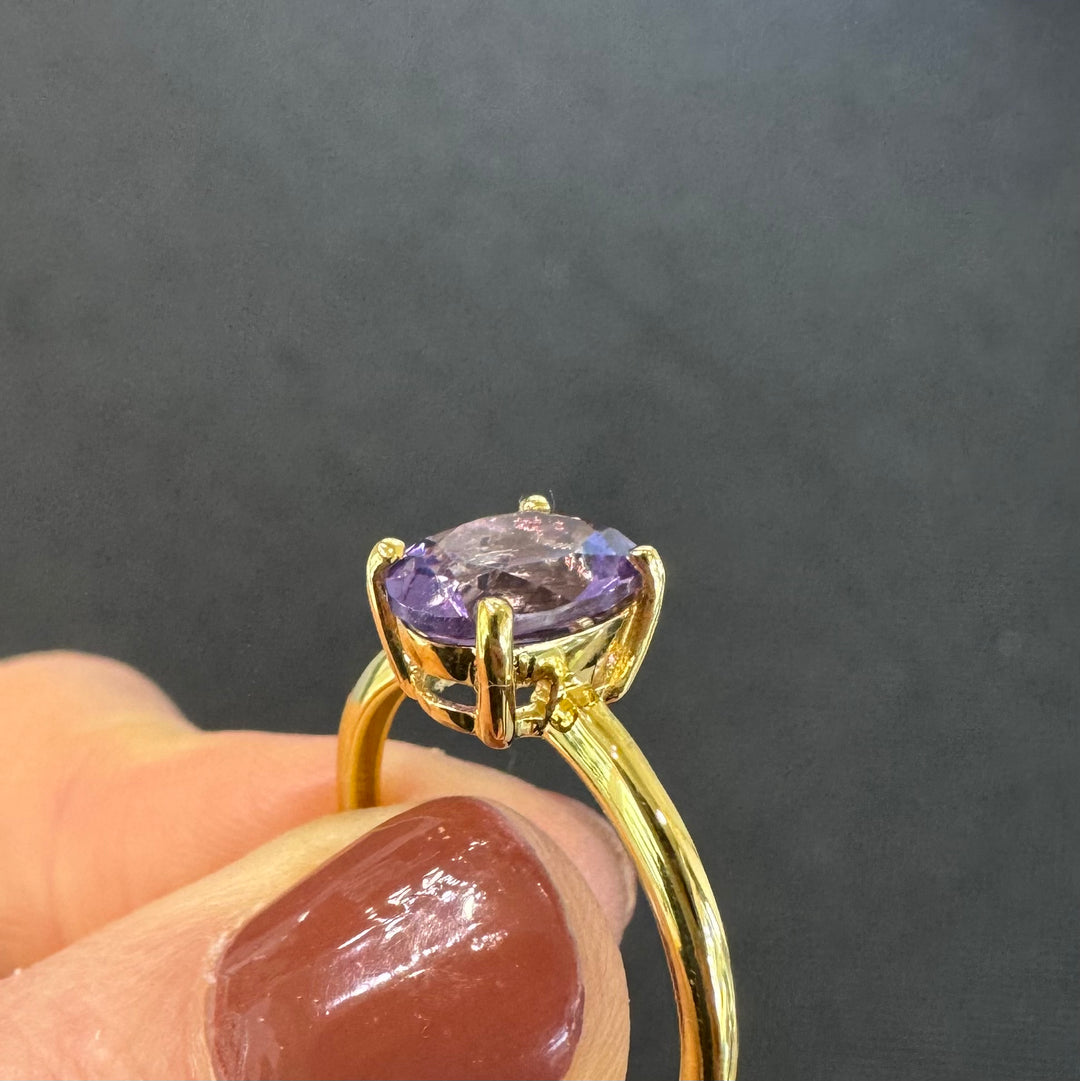 9ct Yellow Gold Amethyst Solitaire Ring