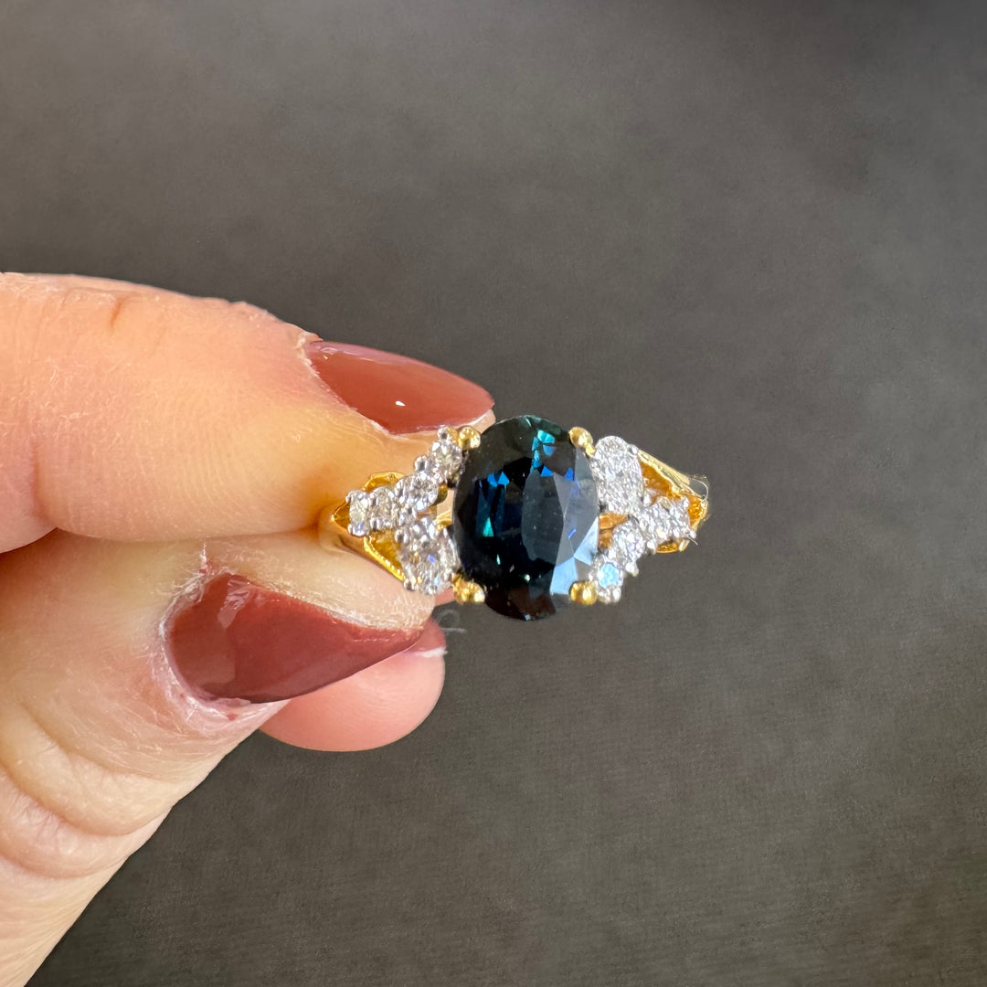 18ct Gold Sapphire & Diamond Ring