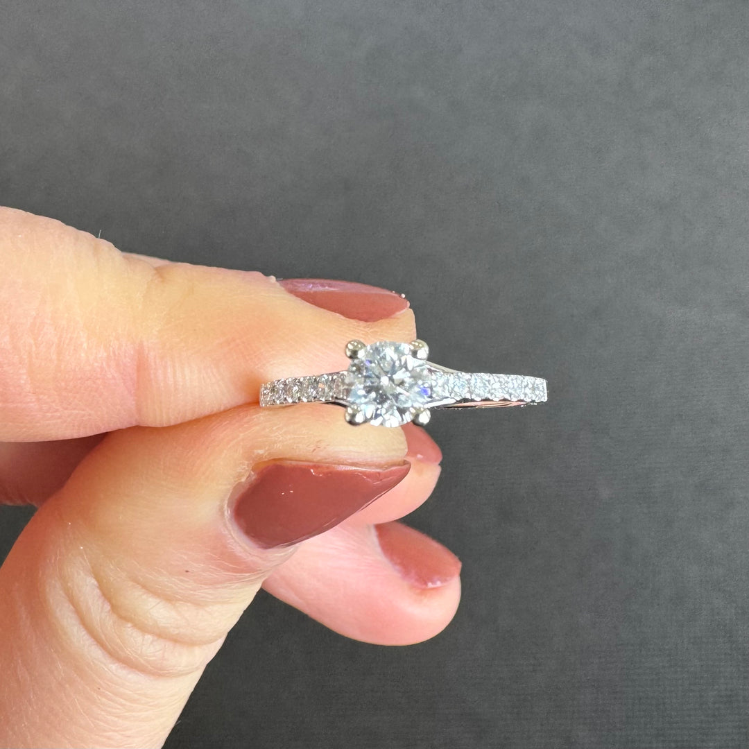 18ct White Gold Diamond Ring