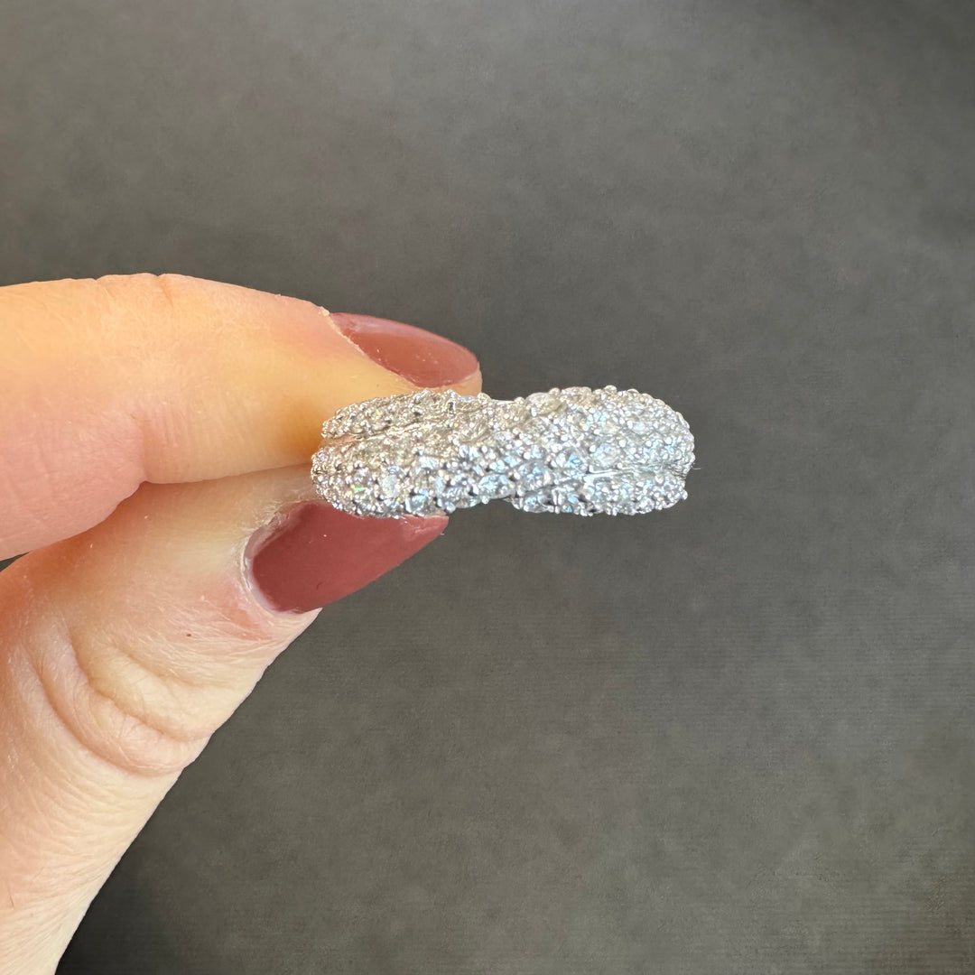 18ct White Gold Overlapped Diamond Ring