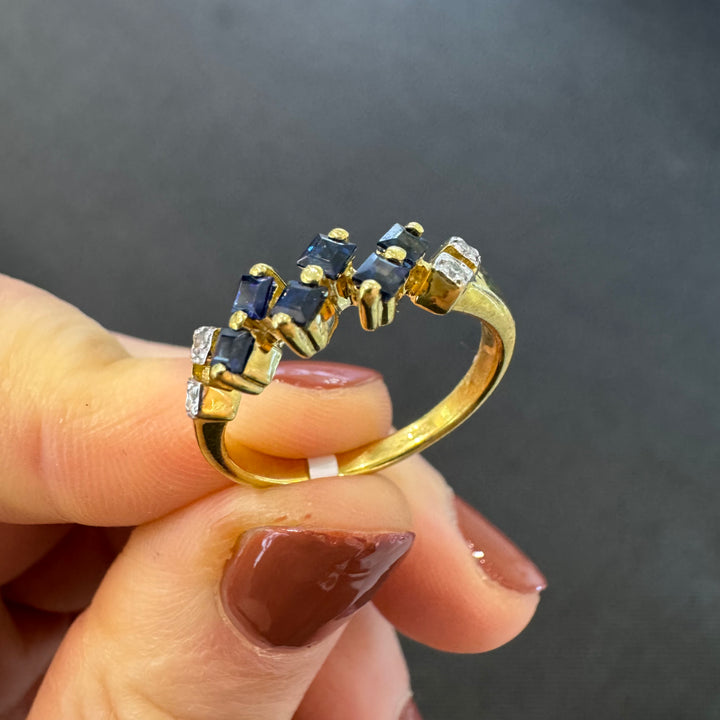9ct Yellow Gold Sapphire & Diamond Ring
