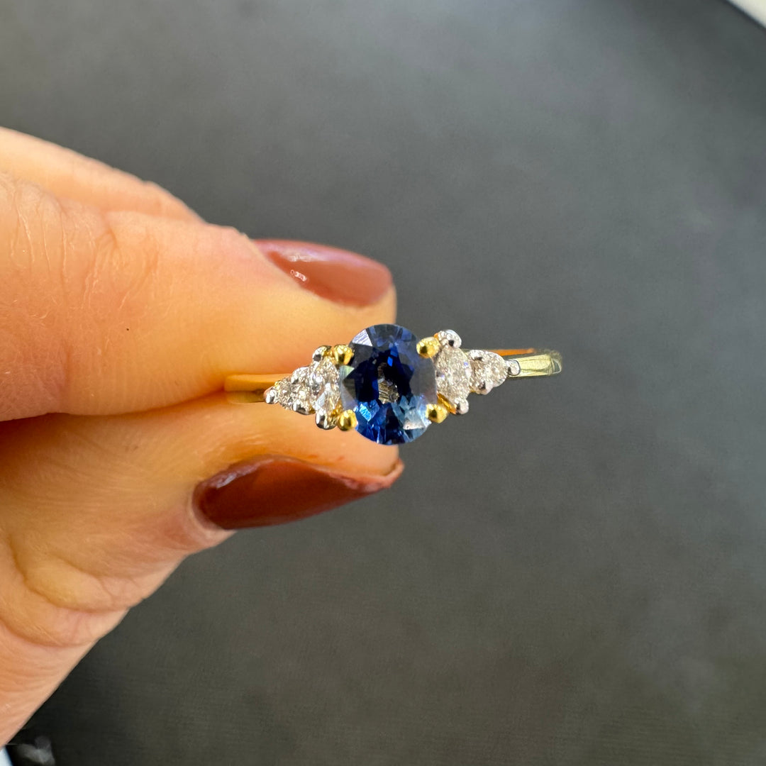 9ct Yellow Gold Sapphire & Diamond Ring