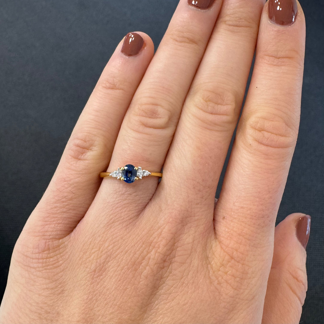 9ct Yellow Gold Sapphire & Diamond Ring