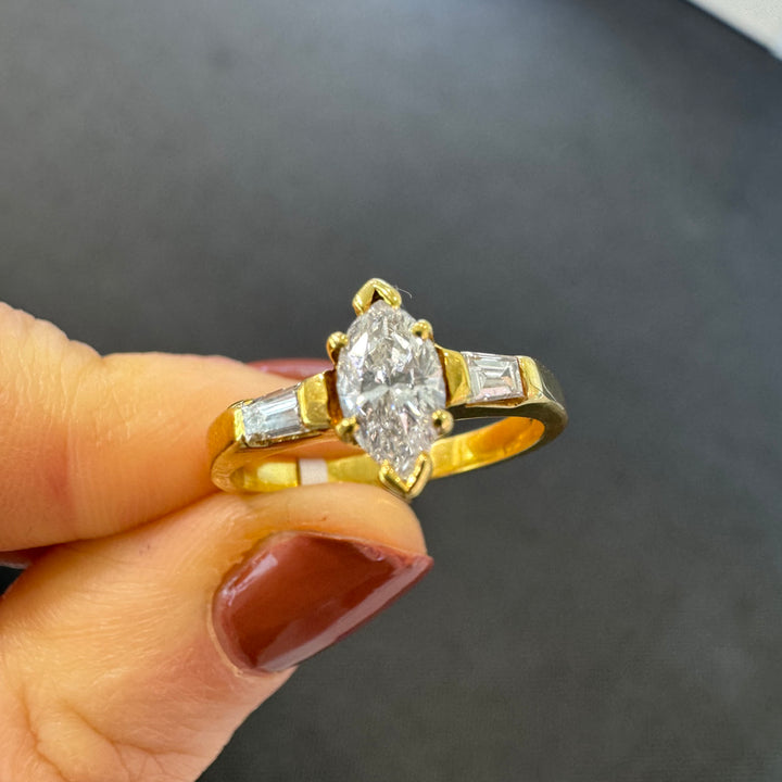 18ct Yellow Gold Marquise Diamond Ring