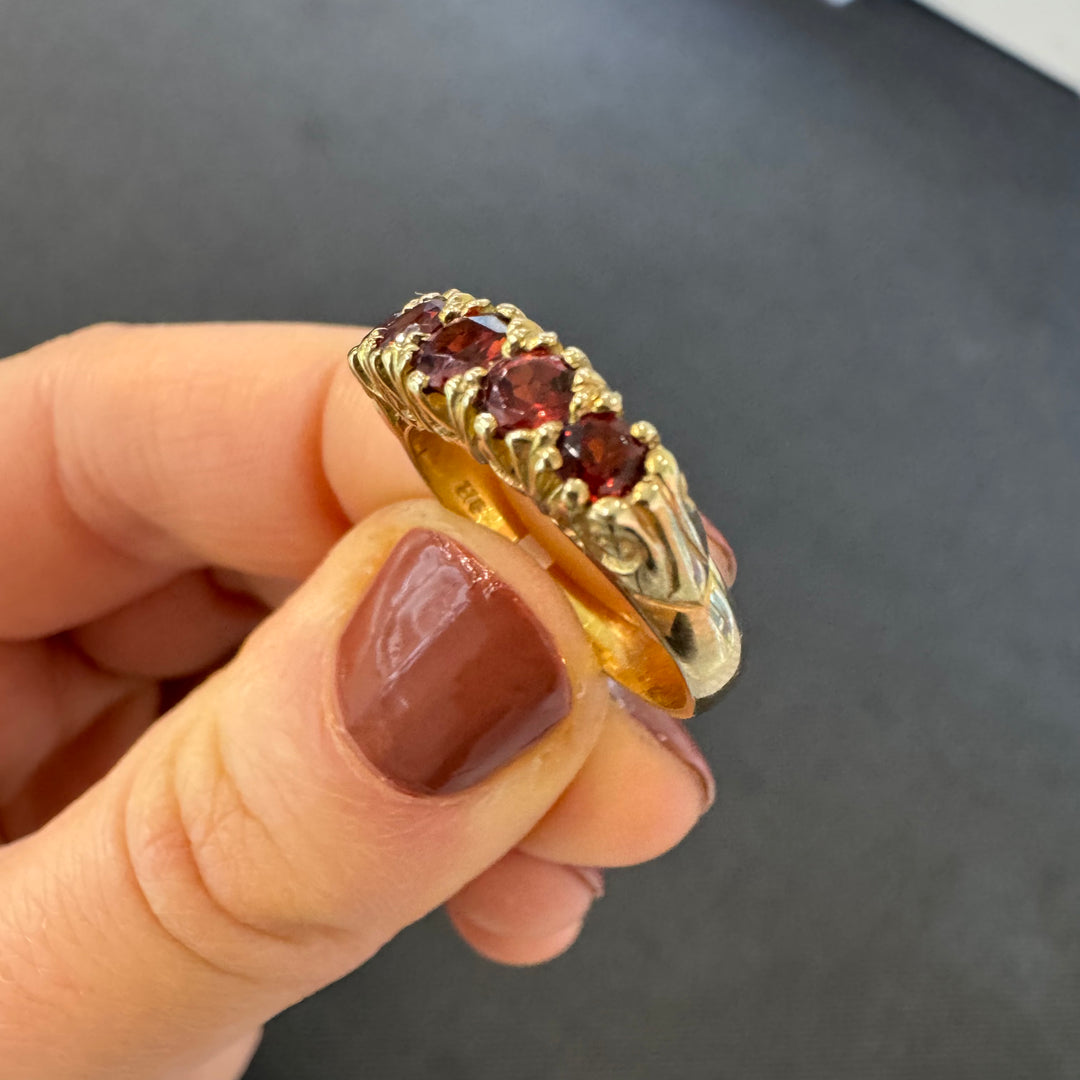 9ct Yellow Gold Graduated Garnet Ring