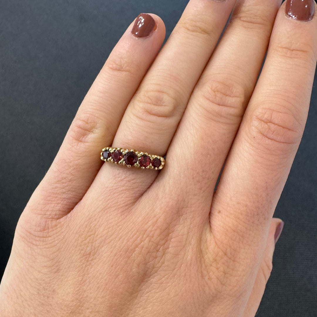 9ct Yellow Gold Graduated Garnet Ring