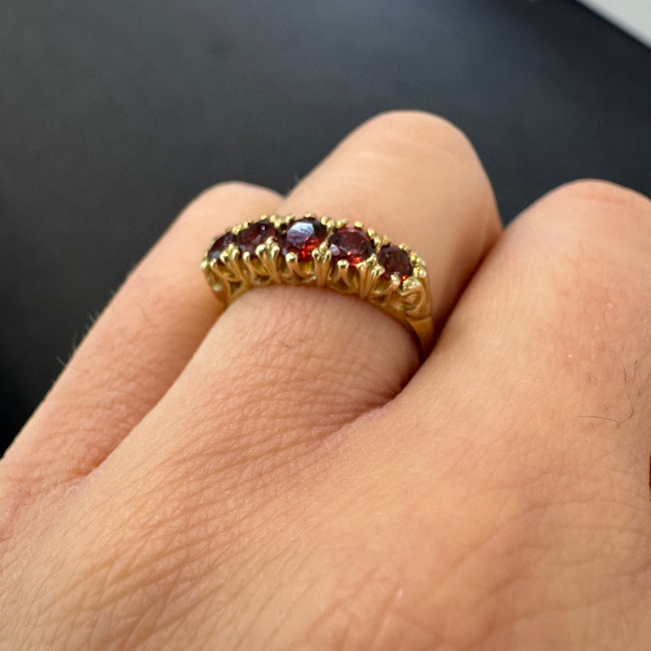 9ct Yellow Gold Graduated Garnet Ring