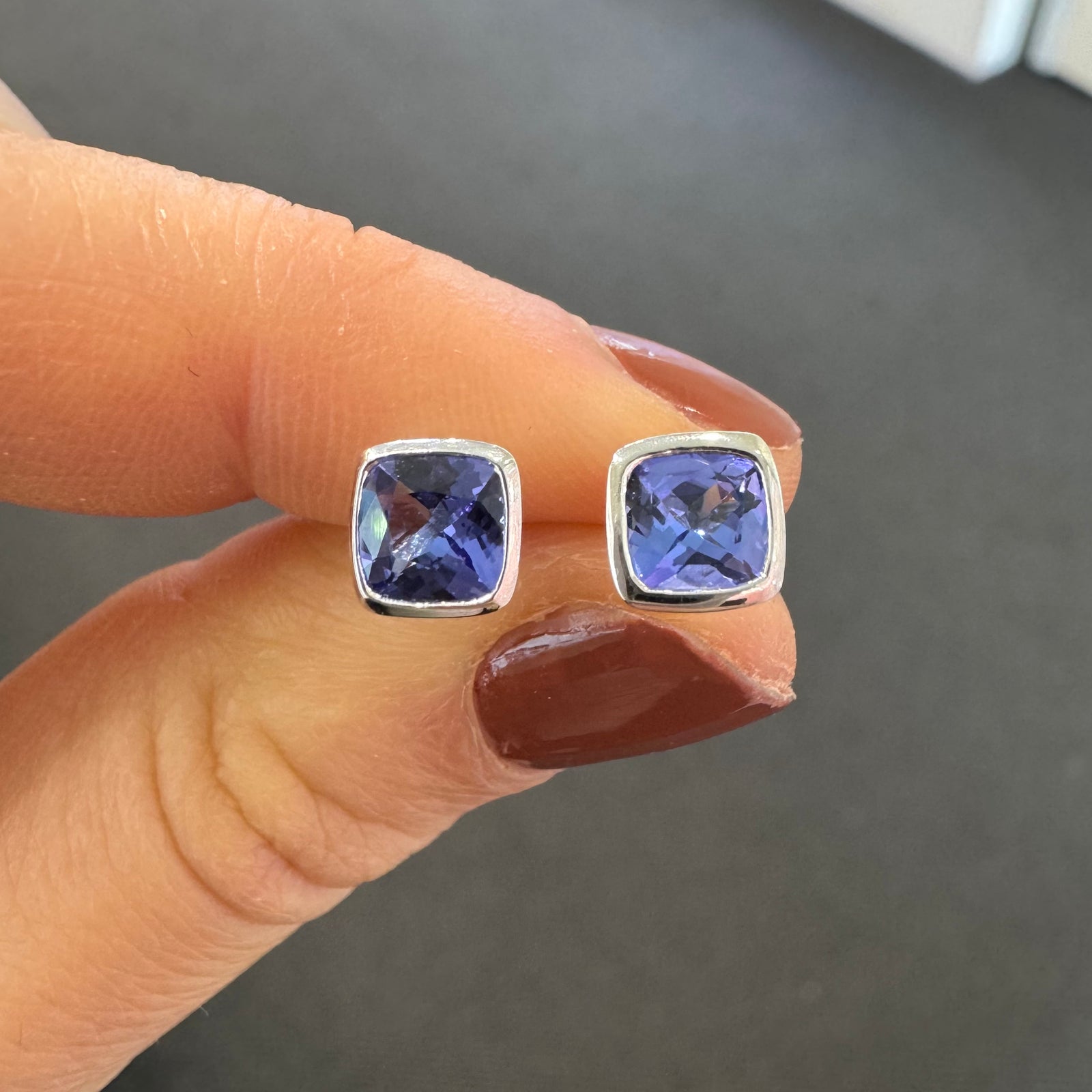 10ct White Gold Cushion Cut Tanzanite Stud Earrings - B & S Lyncris Jewellers