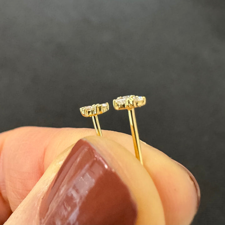 18ct Yellow Gold Diamond Mini Heart Shape Stud Earrings