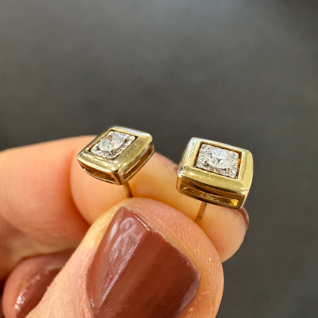 9ct Yellow Gold Diamond Square Stud Earrings
