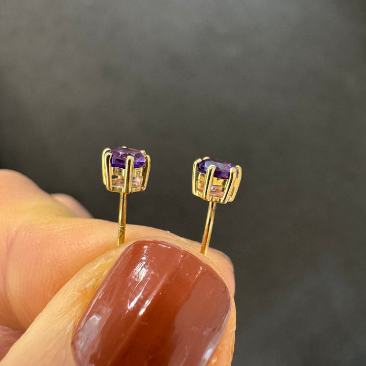 9ct Yellow Gold Amethyst Stud Earrings