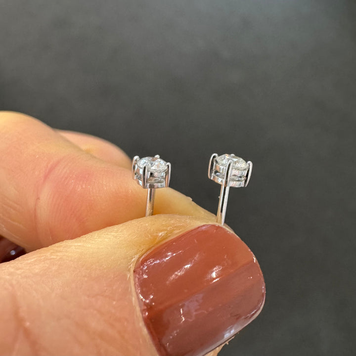 18ct White Gold Claw Set Diamond Stud Earrings