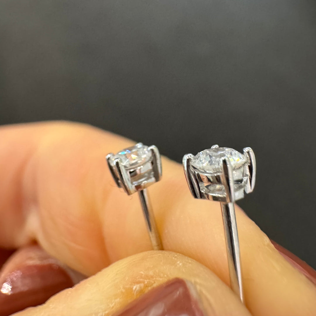 18ct White Gold Claw Set Diamond Stud Earrings