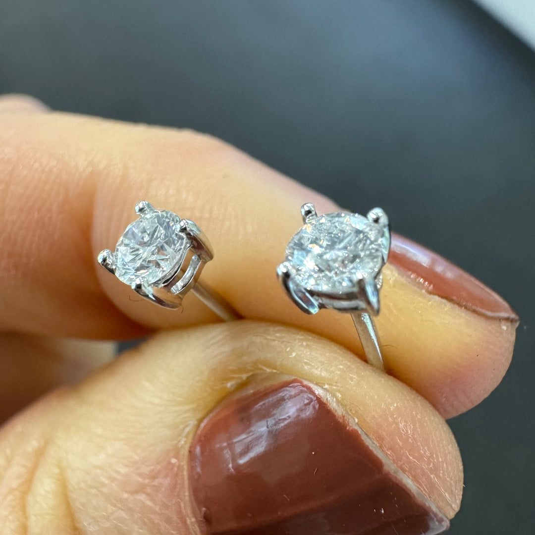 18ct White Gold Claw Set Diamond Stud Earrings