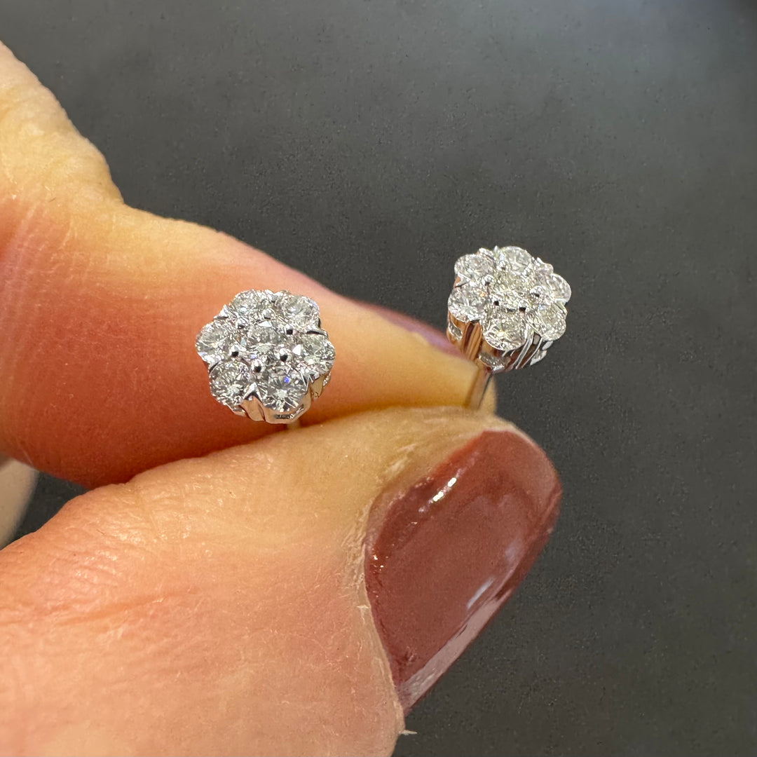 18ct White Gold Cluster Set Diamond Stud Earrings