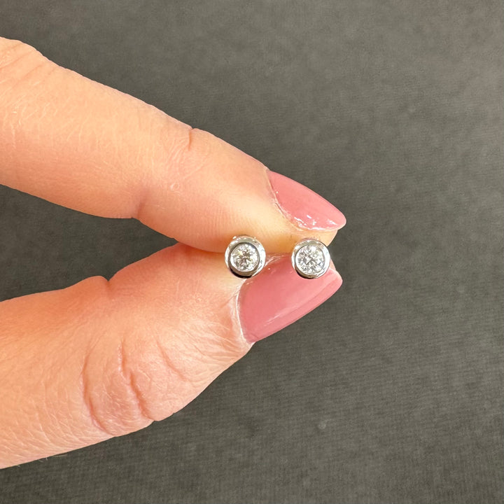 18ct White Gold Bezel Diamond Stud Earrings