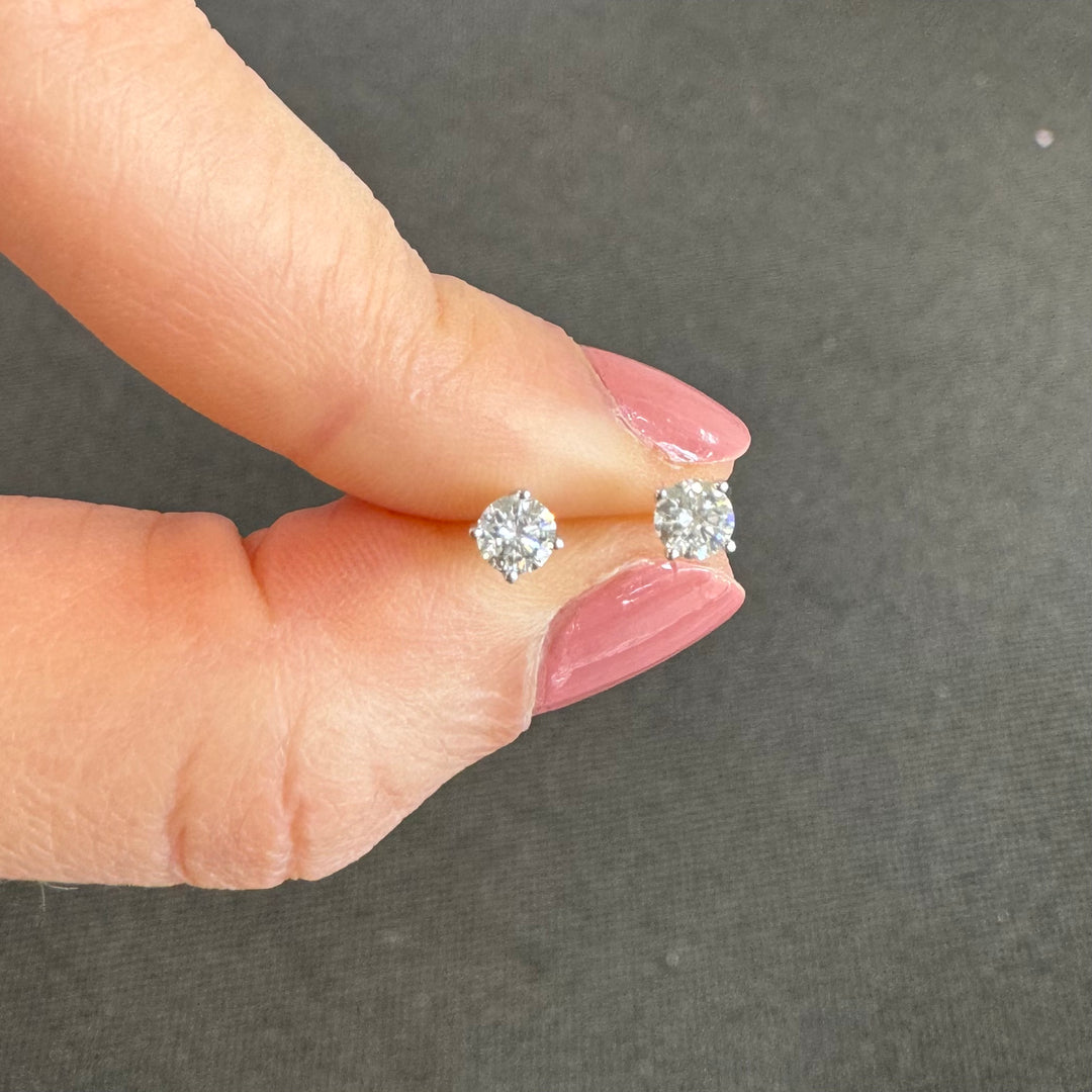 18ct White Gold Claw Set Diamond Stud Earrings