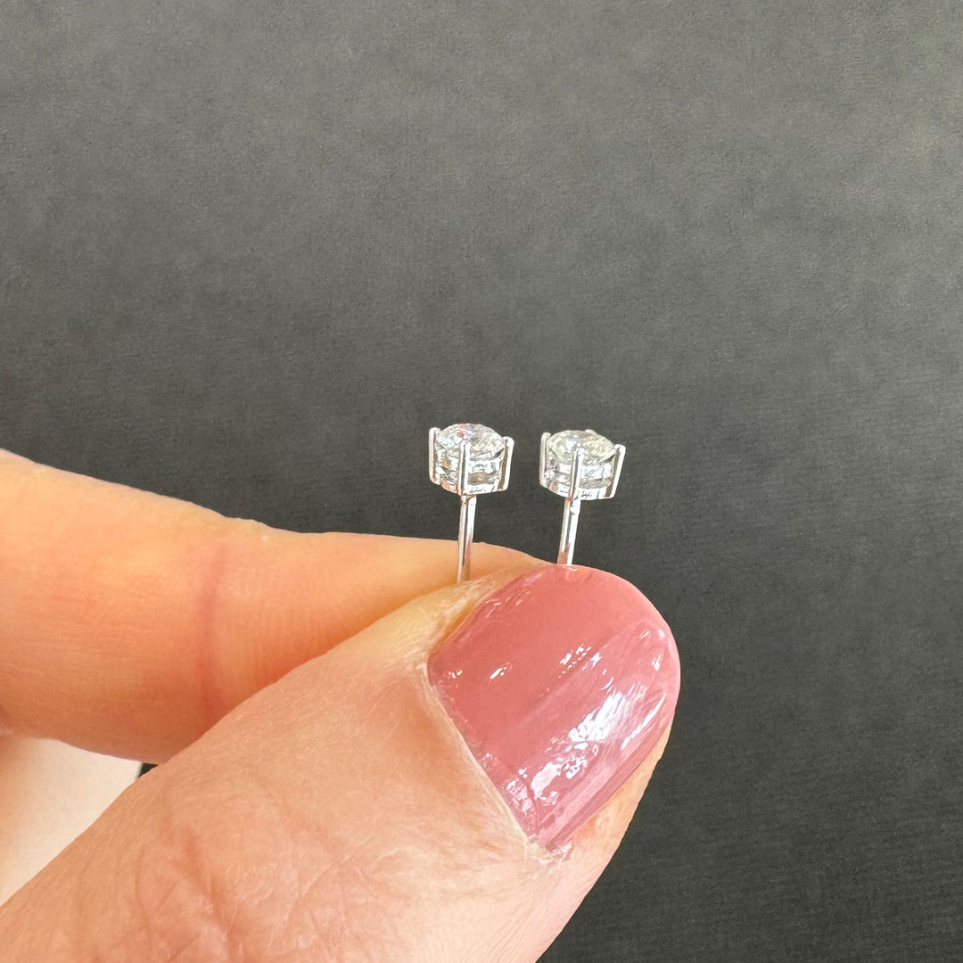 18ct White Gold Claw Set Diamond Stud Earrings