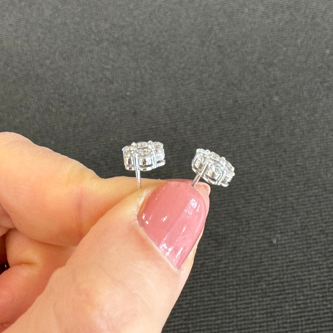 18ct White Gold Cluster Diamond Stud Earrings