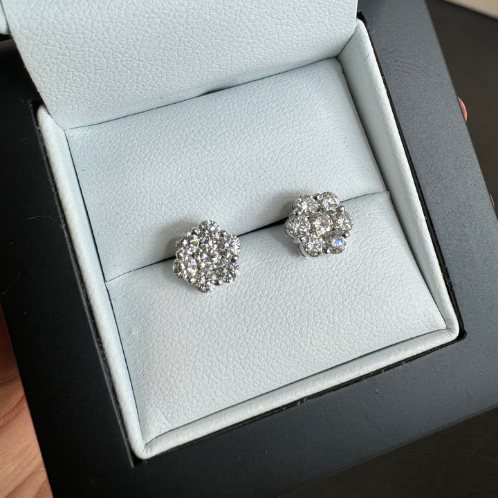 18ct White Gold Cluster Diamond Stud Earrings