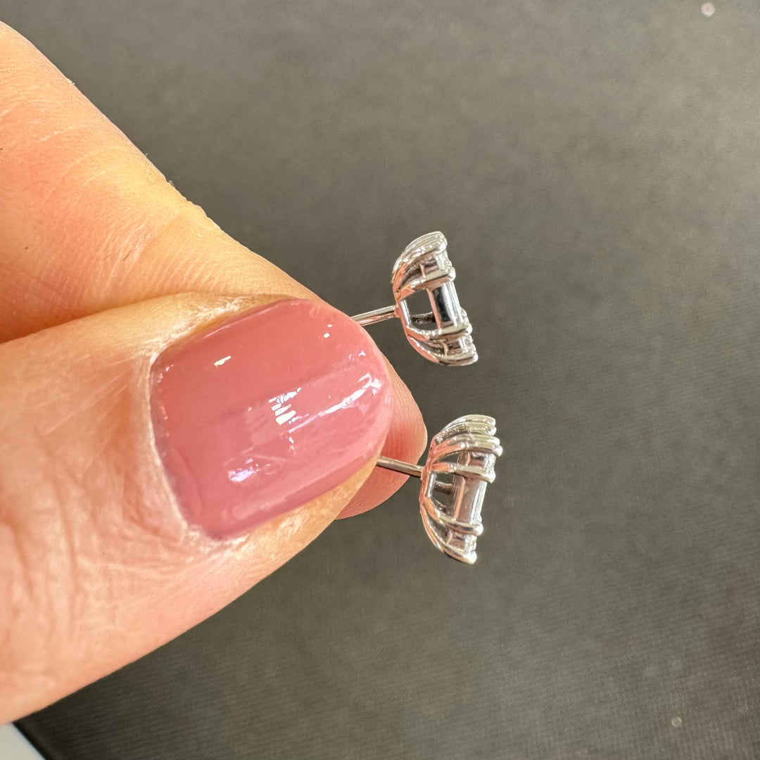 18ct White Gold Square Baguette Diamond Stud Earrings
