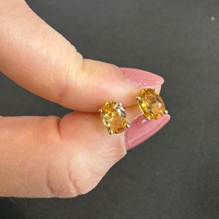 9ct Yellow Gold Oval Citrine Stud Earrings