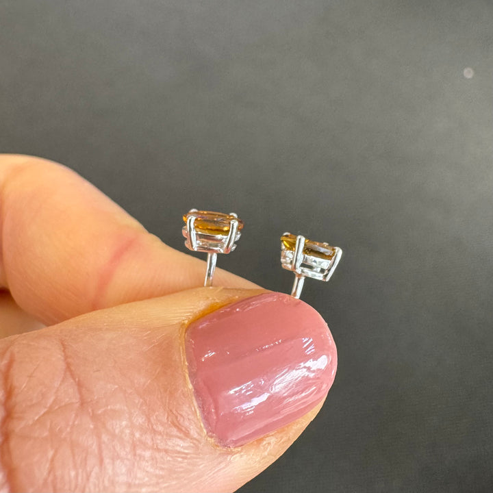 9ct White Gold Oval Yellow Tourmaline Stud Earrings