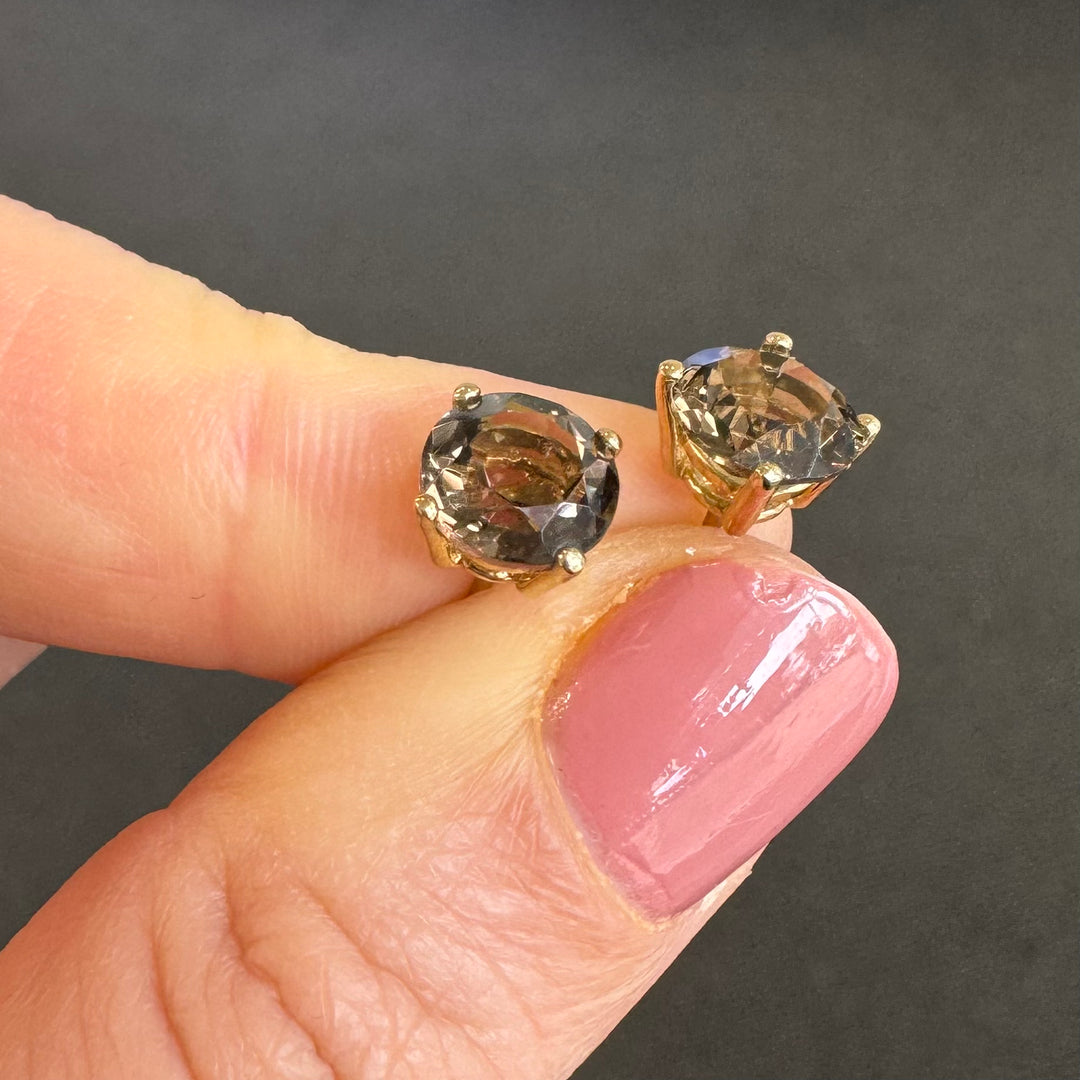 9ct Yellow Gold Smokey Quartz Stud Earrings
