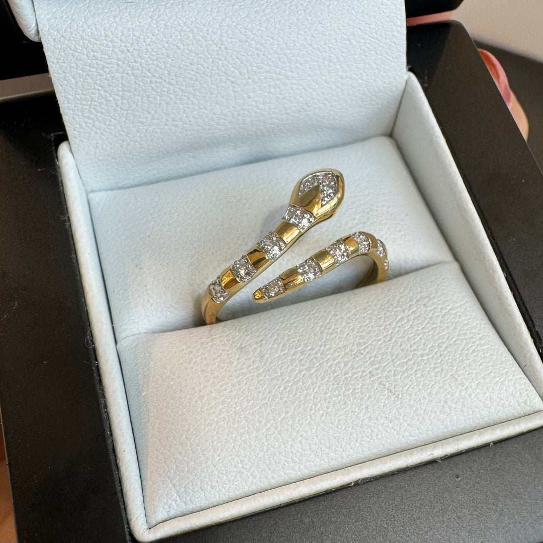 9ct Yellow Gold Diamond Snake Ring