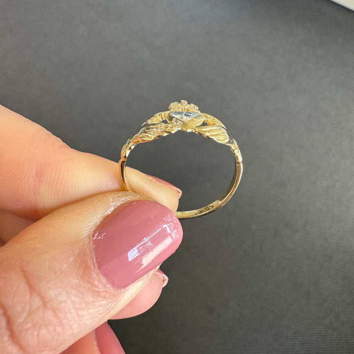 9ct Yellow Gold Claddagh Ring