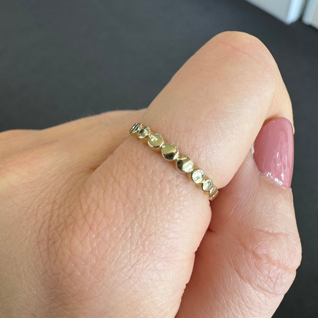 9ct Yellow Gold Circles Ring
