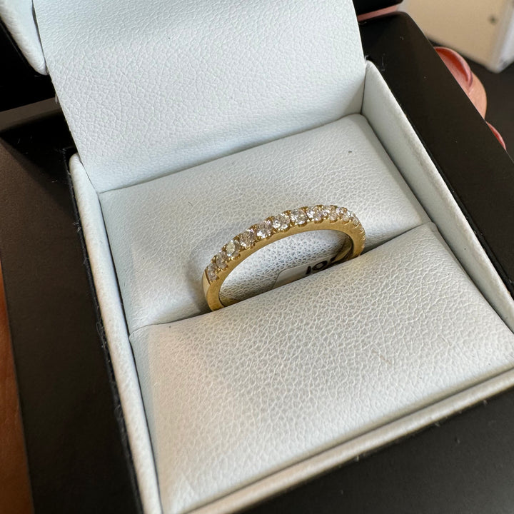 18ct Yellow Gold Diamond Eternity Ring