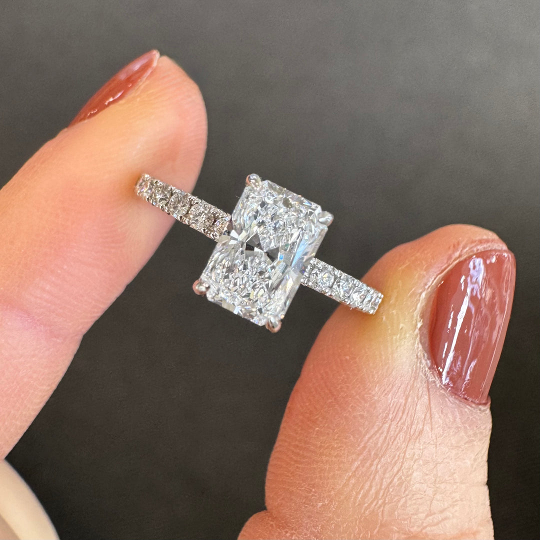 18ct White Gold Diamond Ring