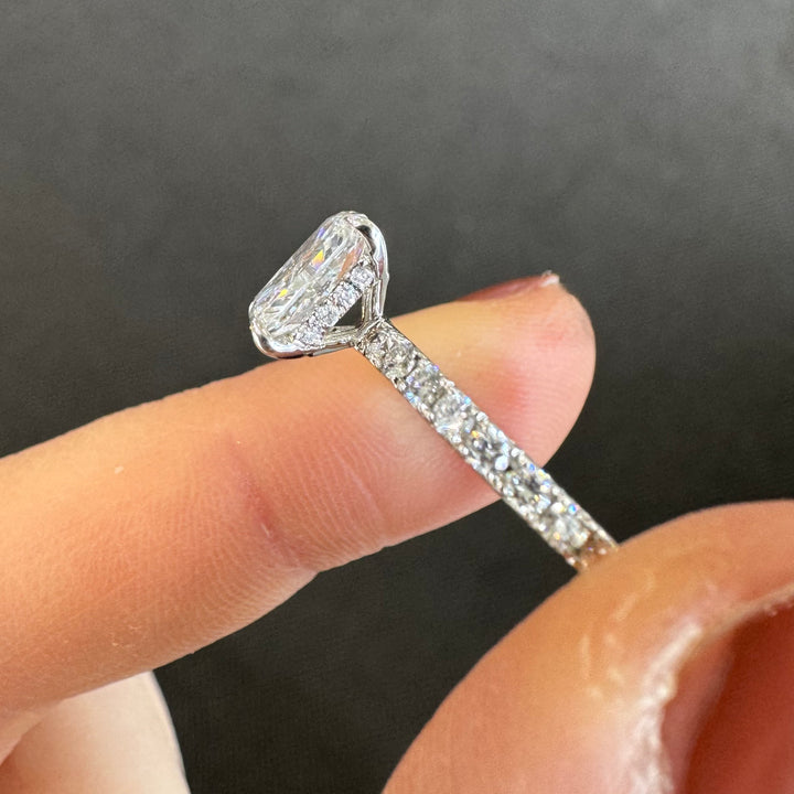 18ct White Gold Diamond Ring
