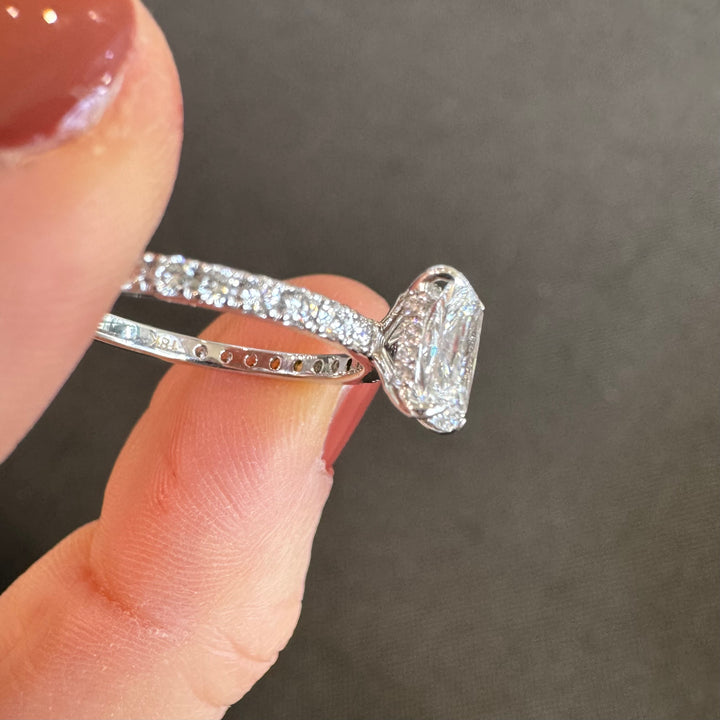 18ct White Gold Diamond Ring
