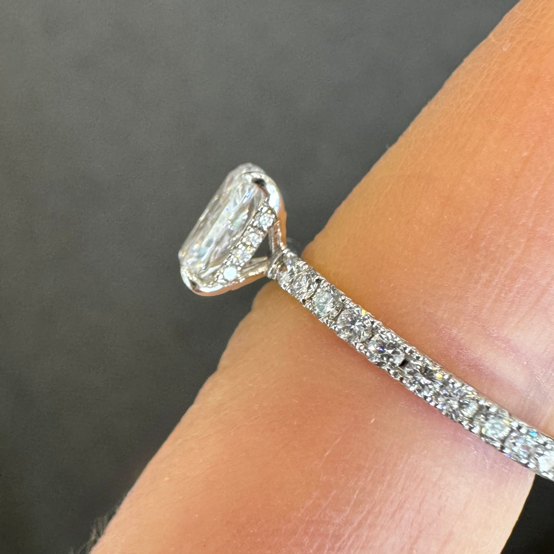 18ct White Gold Diamond Ring