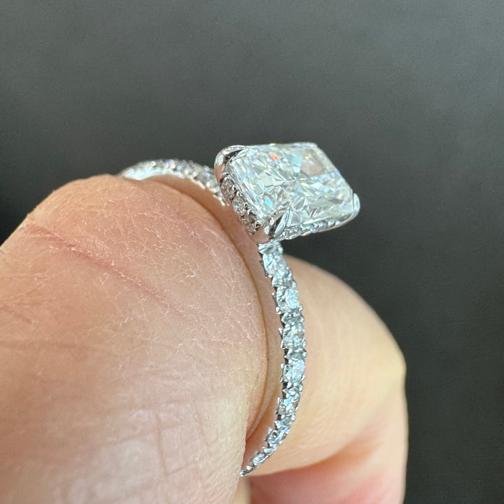 18ct White Gold Diamond Ring