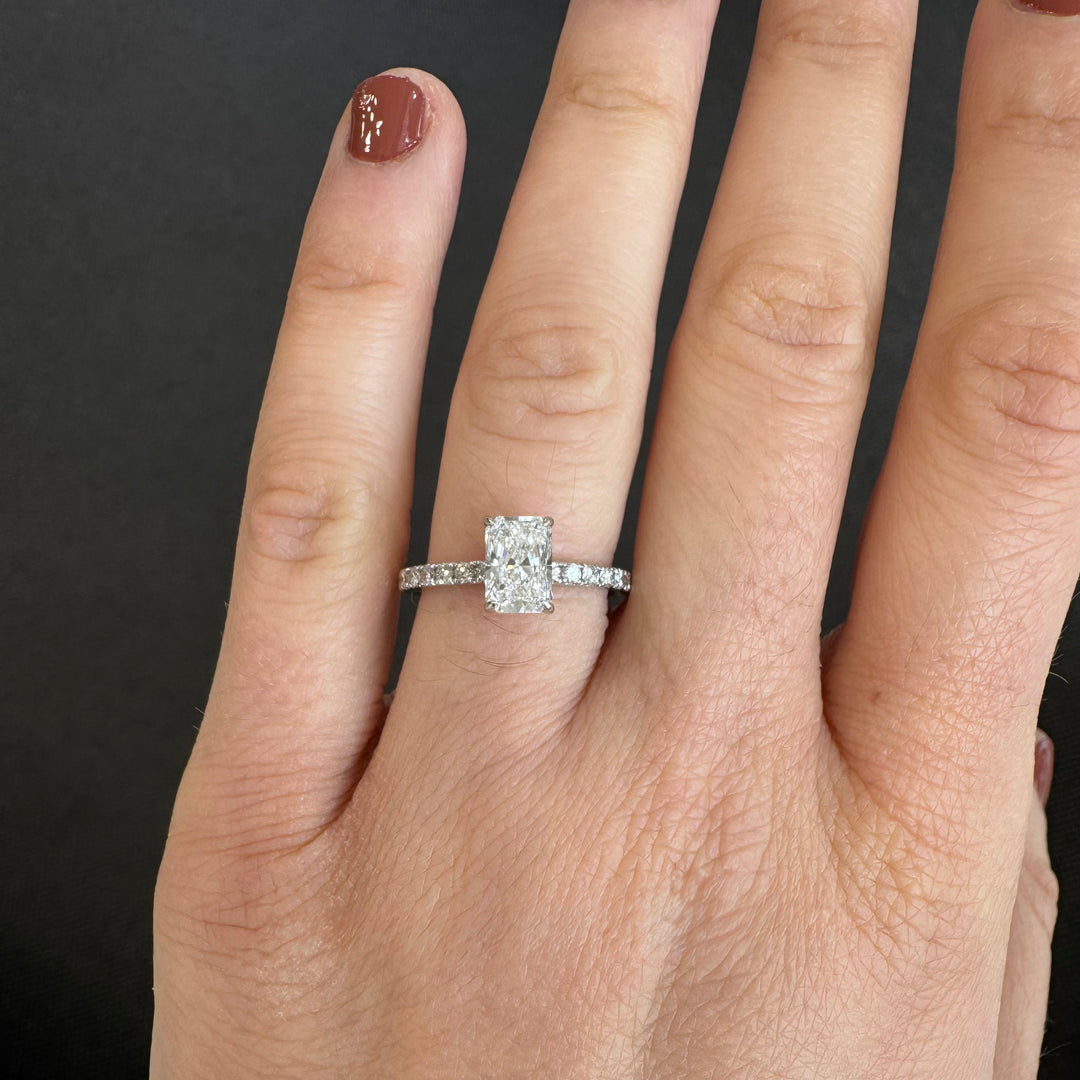 18ct White Gold Diamond Ring