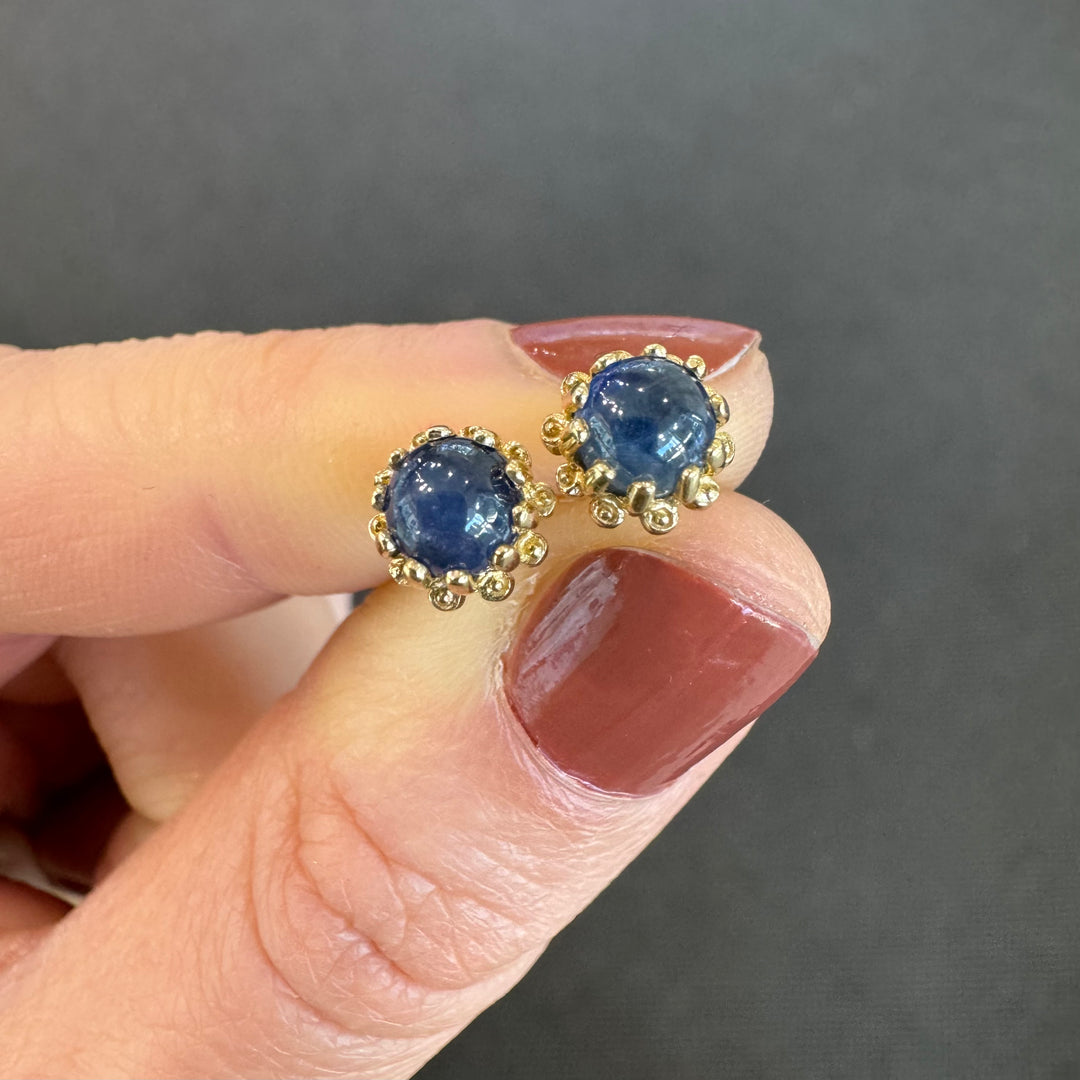 10K Yellow Gold Cabochon Sapphire Stud Earrings