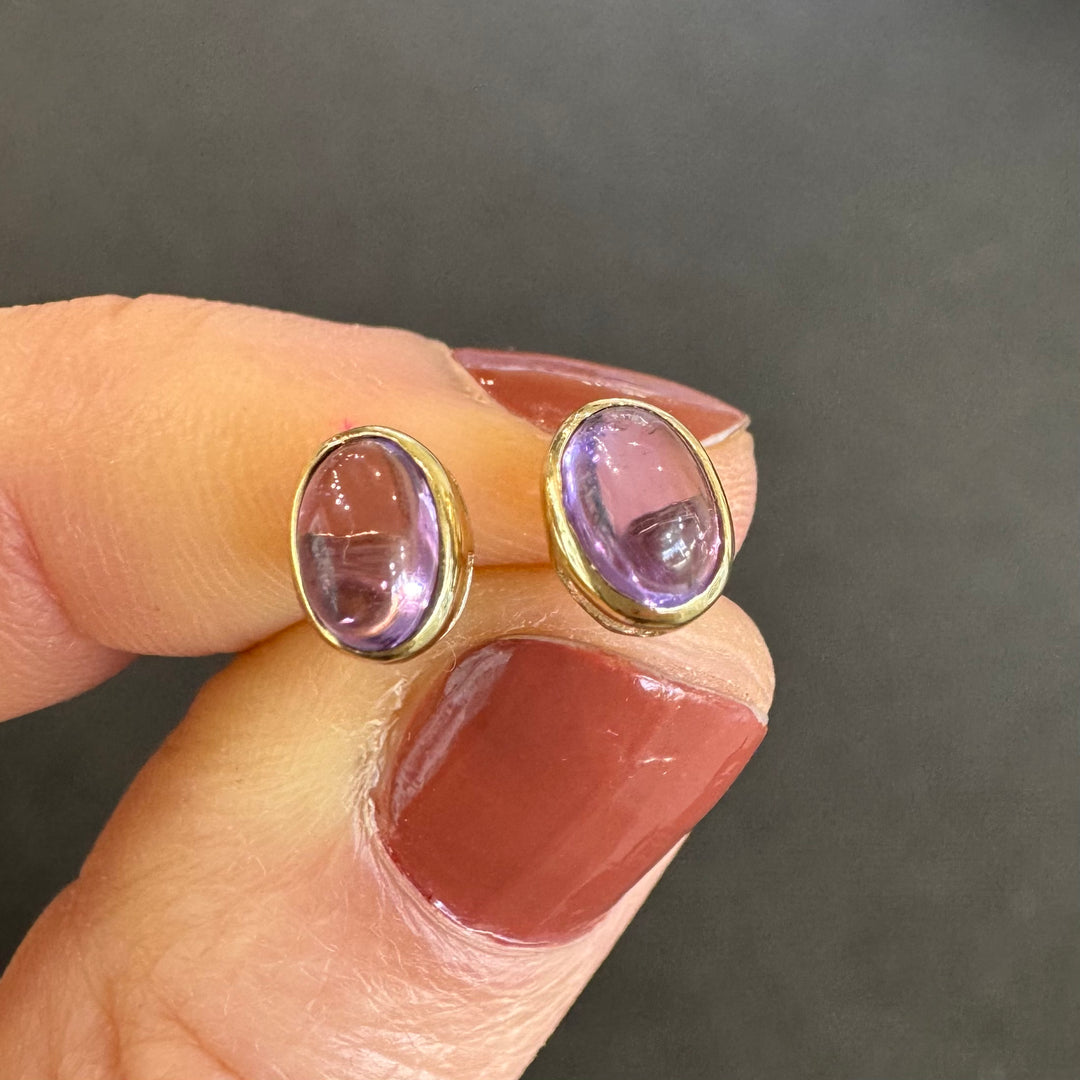 10K Yellow Gold Cabochon Amethyst Stud Earrings