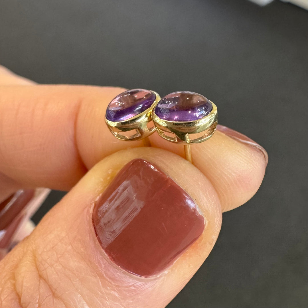 10K Yellow Gold Cabochon Amethyst Stud Earrings