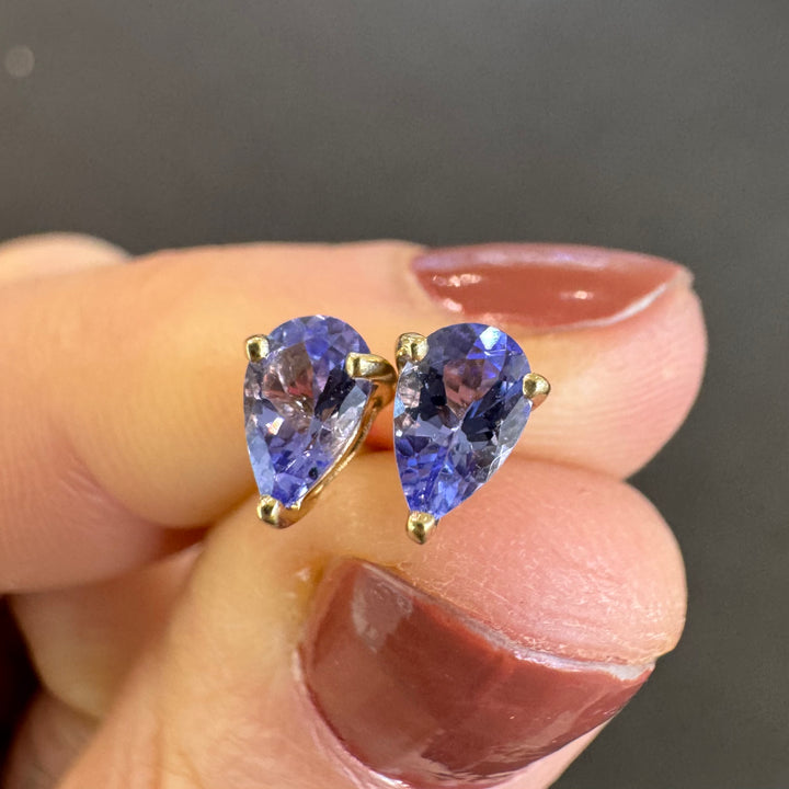 10K Yellow Gold Pear Shaped Tanzanite Stud Earrings