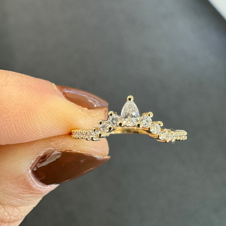 18ct Yellow Gold Ceylon Sapphire & Diamond Ring Set