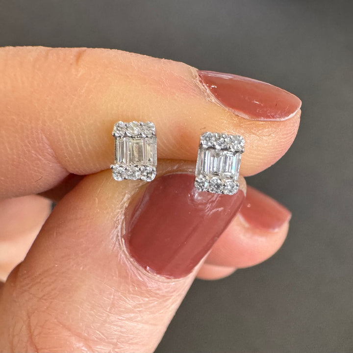 18K White Gold Baguette Diamond Stud Earrings