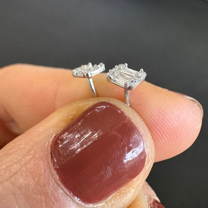 18K White Gold Baguette Diamond Stud Earrings