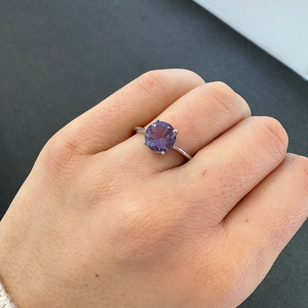Sterling Silver Solitaire Amethyst Ring