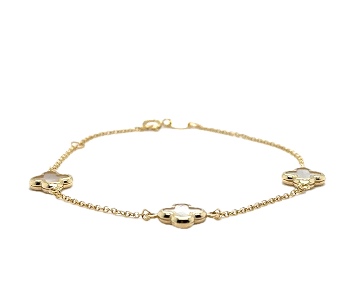 9k Yellow Gold Mother of Pearl Flower Bracelet